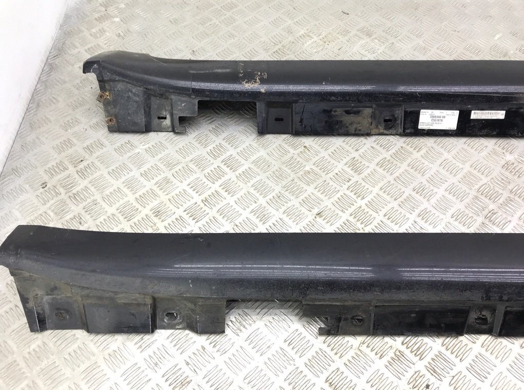 Накладка на порог бу для BMW 7 F01/F02 3.0 TD,  2011 г.