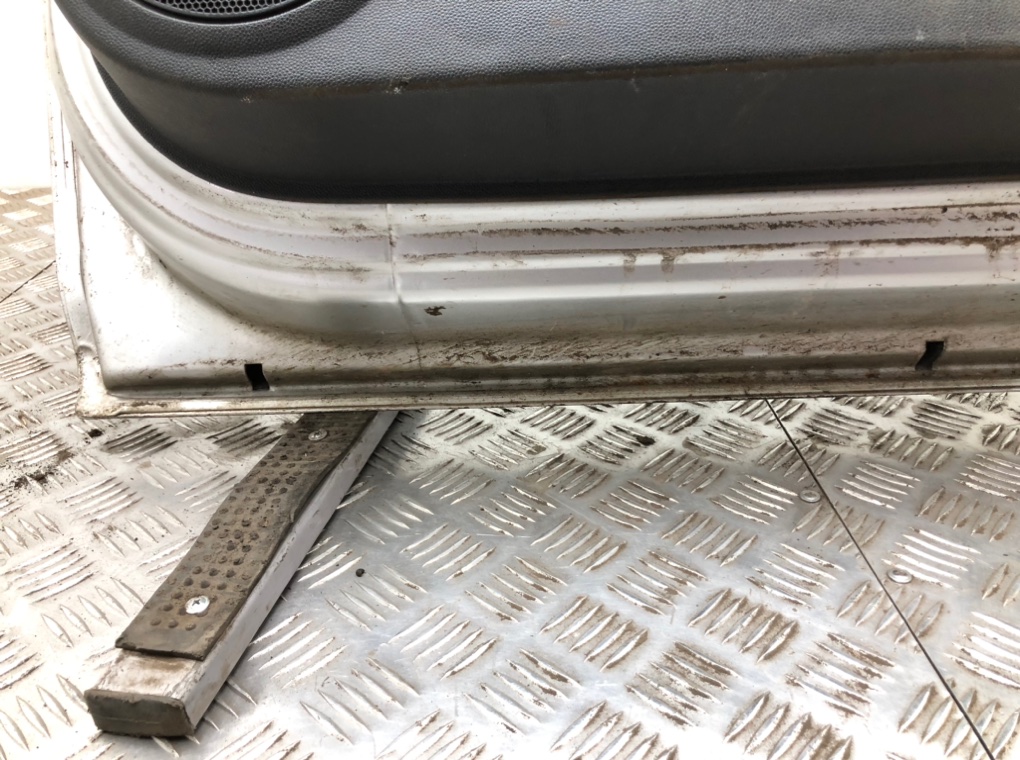 Дверь передняя правая бу для Opel Corsa D 1.2 i, 2010 г. Дверь передняя правая бу для Opel Corsa D 1.2 i, 2010 г.