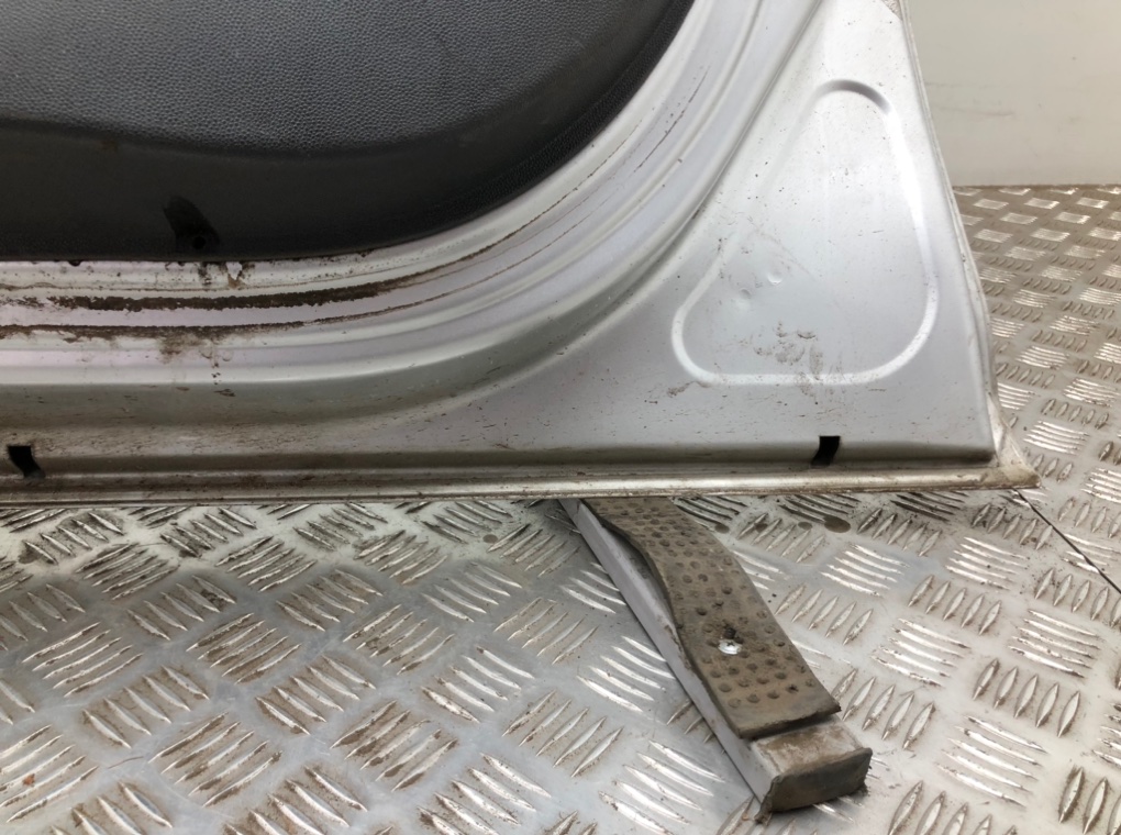 Дверь передняя правая бу для Opel Corsa D 1.2 i, 2010 г. Дверь передняя правая бу для Opel Corsa D 1.2 i, 2010 г.