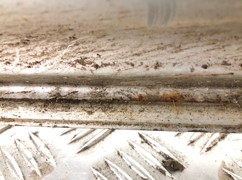 Дверь передняя правая бу для Opel Corsa D 1.2 i, 2010 г. Дверь передняя правая бу для Opel Corsa D 1.2 i, 2010 г.