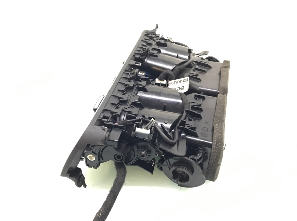 Дефлектор обдува салона бу для BMW 7 F01/F02 3.0 TD,  2011 г.