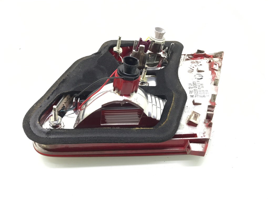 Фонарь крышки багажника левый бу для BMW 7 F01/F02 3.0 TD,  2011 г.