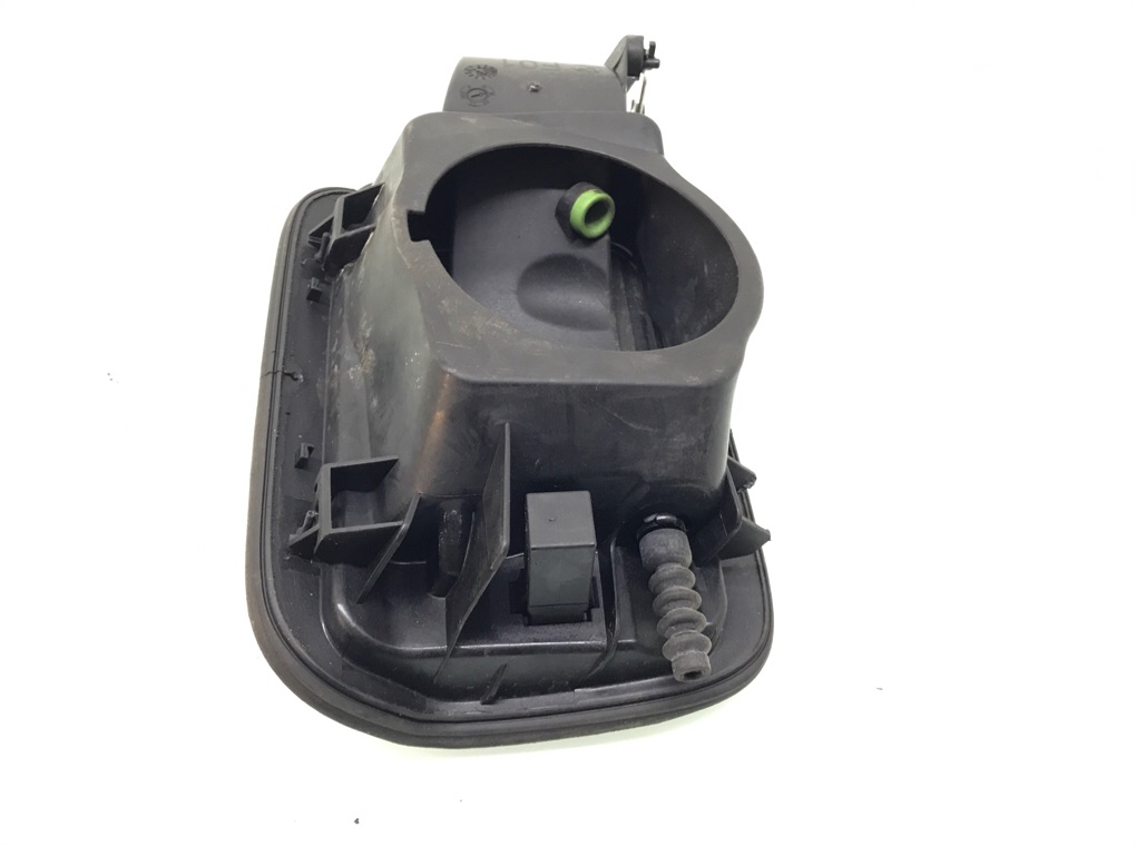 Лючок топливного бака бу для BMW 7 F01/F02 3.0 TD,  2011 г.
