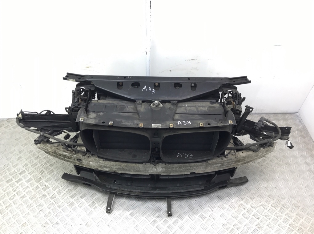 Панель передняя (телевизор) бу для BMW 7 F01/F02 3.0 TD,  2011 г.