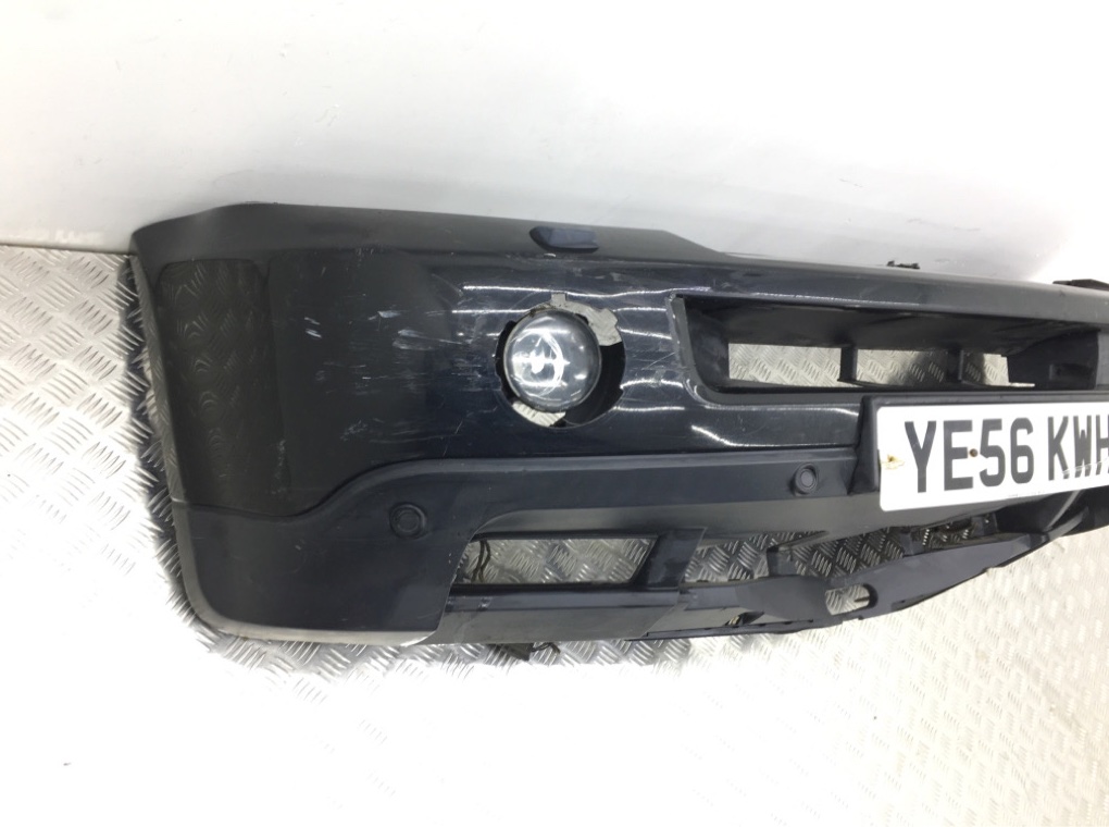 Бампер передний бу для Land Rover Range Rover Sport 1 4.2 i,  2006 г.