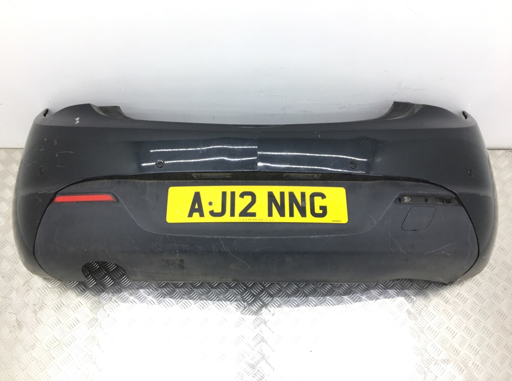 Бампер задний бу для Opel Astra J 1.6 Ti, 2012 г.