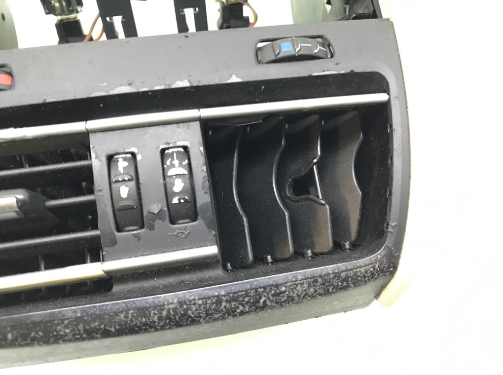 Дефлектор обдува салона бу для BMW 7 F01/F02 3.0 TD,  2011 г.