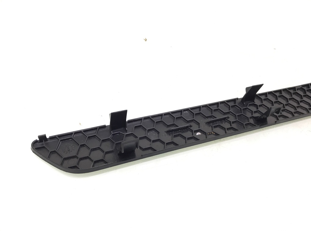 Молдинг двери задней левой бу для BMW 7 F01/F02 3.0 TD,  2011 г.