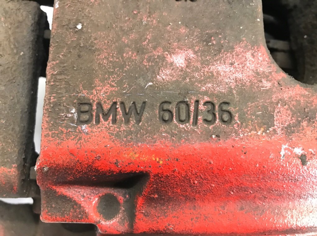 Суппорт передний правый бу для BMW 7 F01/F02 3.0 TD,  2011 г.