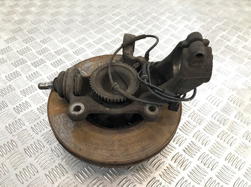 Ступица передняя левая бу для Ford Transit 2.4 TDCi, 2012 г.