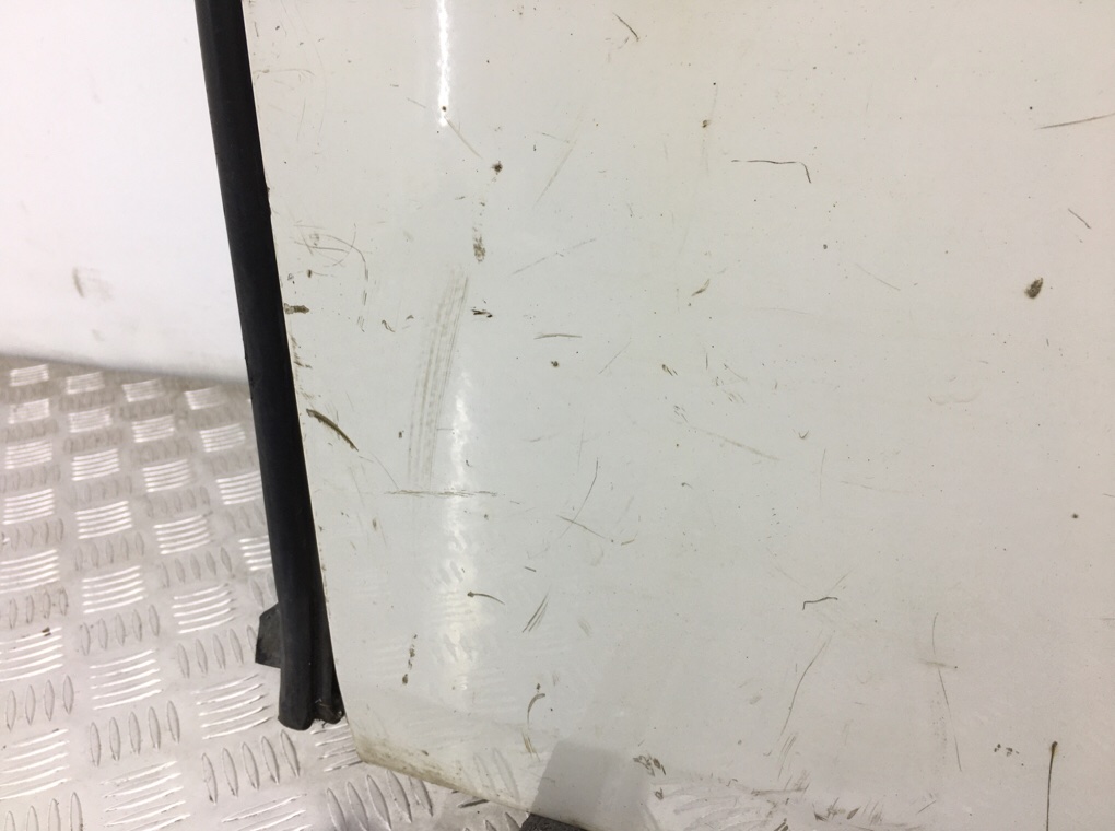 Дверь задняя распашная правая бу для Volkswagen Caddy  1.9 TDi,  2005 г.