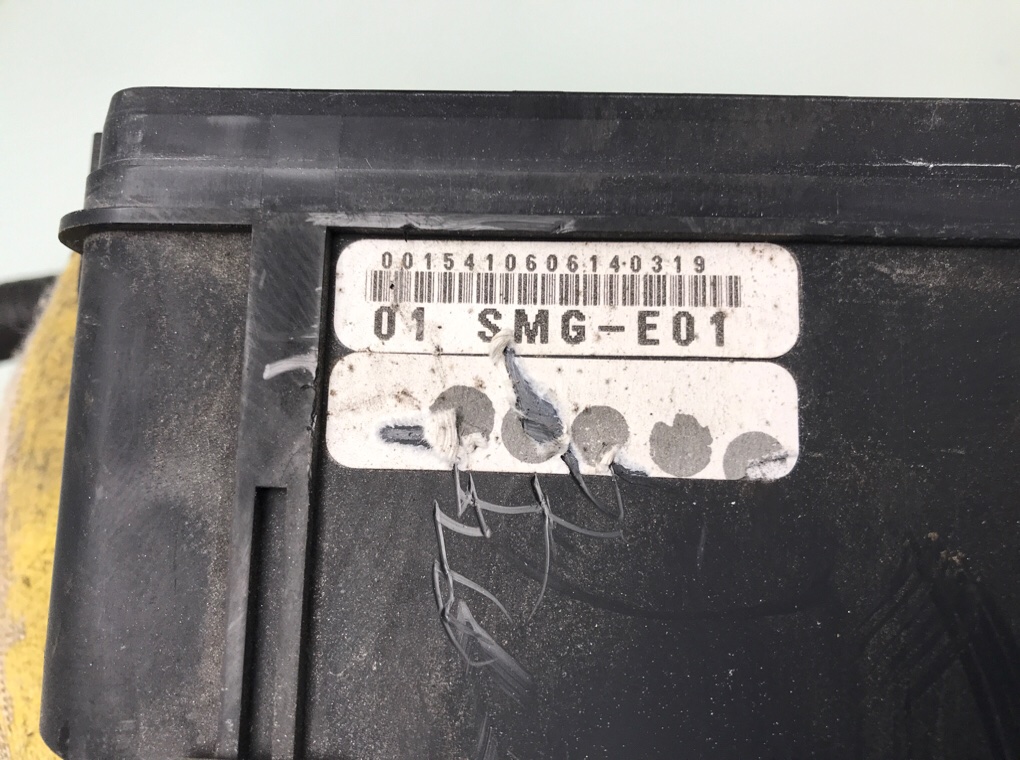 Блок предохранителей бу для Honda Civic 8 1.8 i, 2006 г. Блок предохранителей бу для Honda Civic 8 1.8 i, 2006 г.