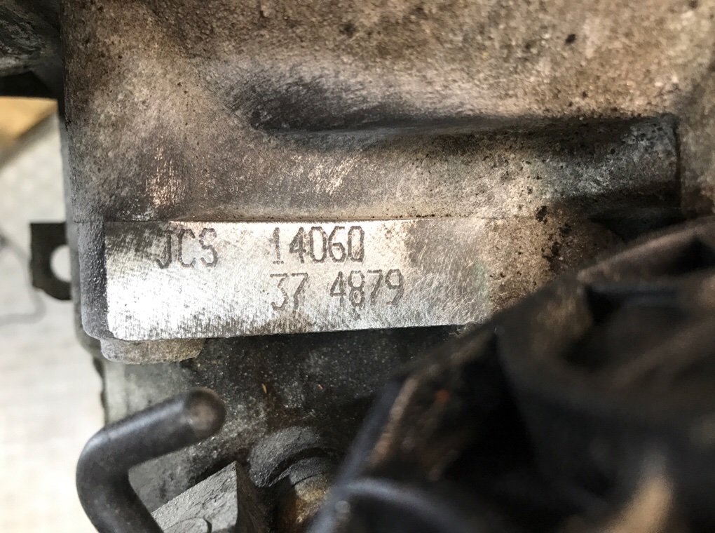 КПП механическая (МКПП) бу для Volkswagen Caddy  1.9 TDi,  2010 г.