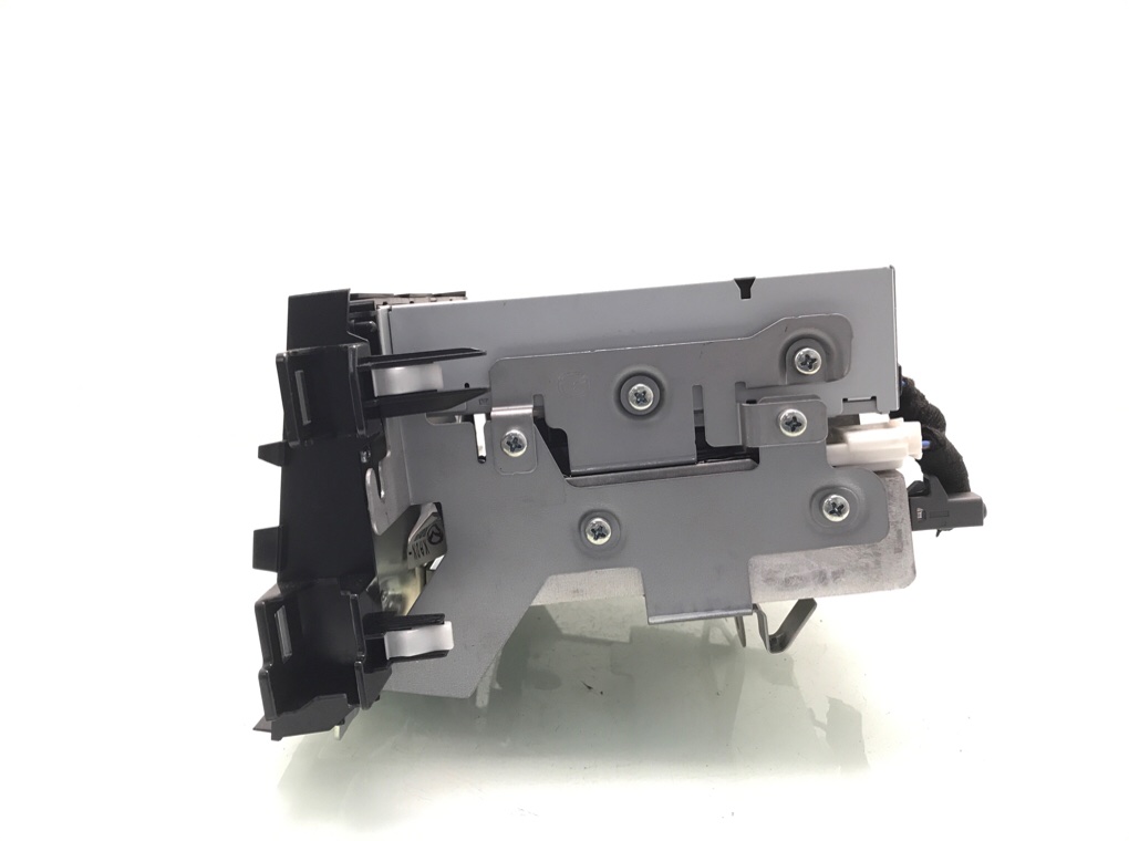 Магнитола бу для Mazda CX-5 1 2.2 D,  2015 г.