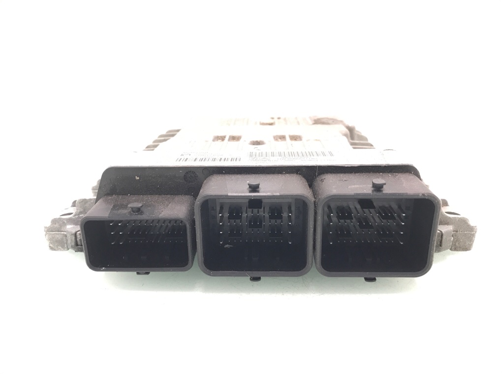 Блок управления двигателем бу для Peugeot 3008 1.6 HDi, 2013 г. Блок управления двигателем бу для Peugeot 3008 1.6 HDi, 2013 г.