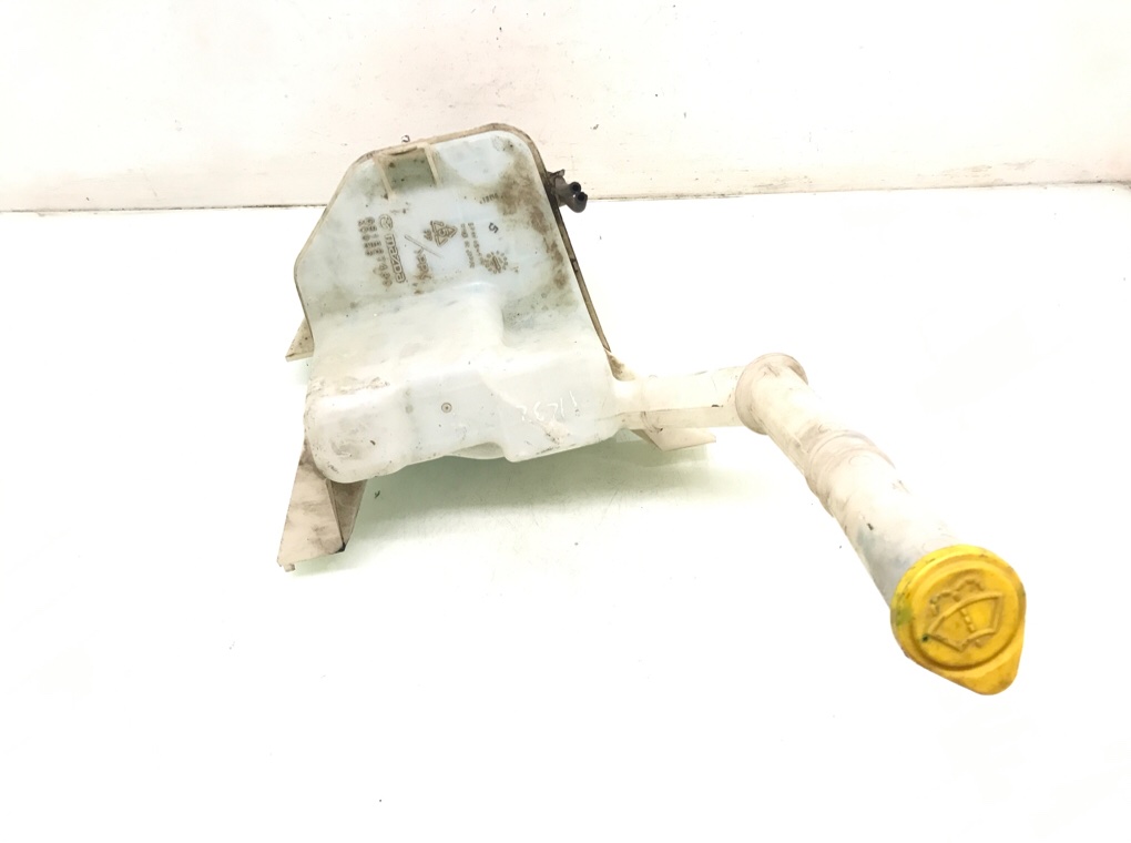 Бачок омывателя бу для Mazda 6  2 2.2 CDTi,  2010 г.