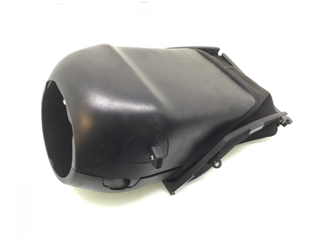 Кожух рулевой колонки бу для BMW 7 F01/F02 3.0 TD,  2011 г.