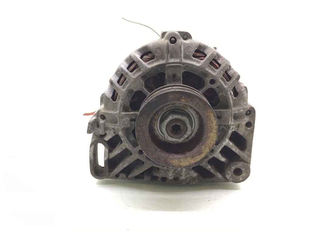 Генератор бу для Renault Clio 1.2 i, 2005 г.