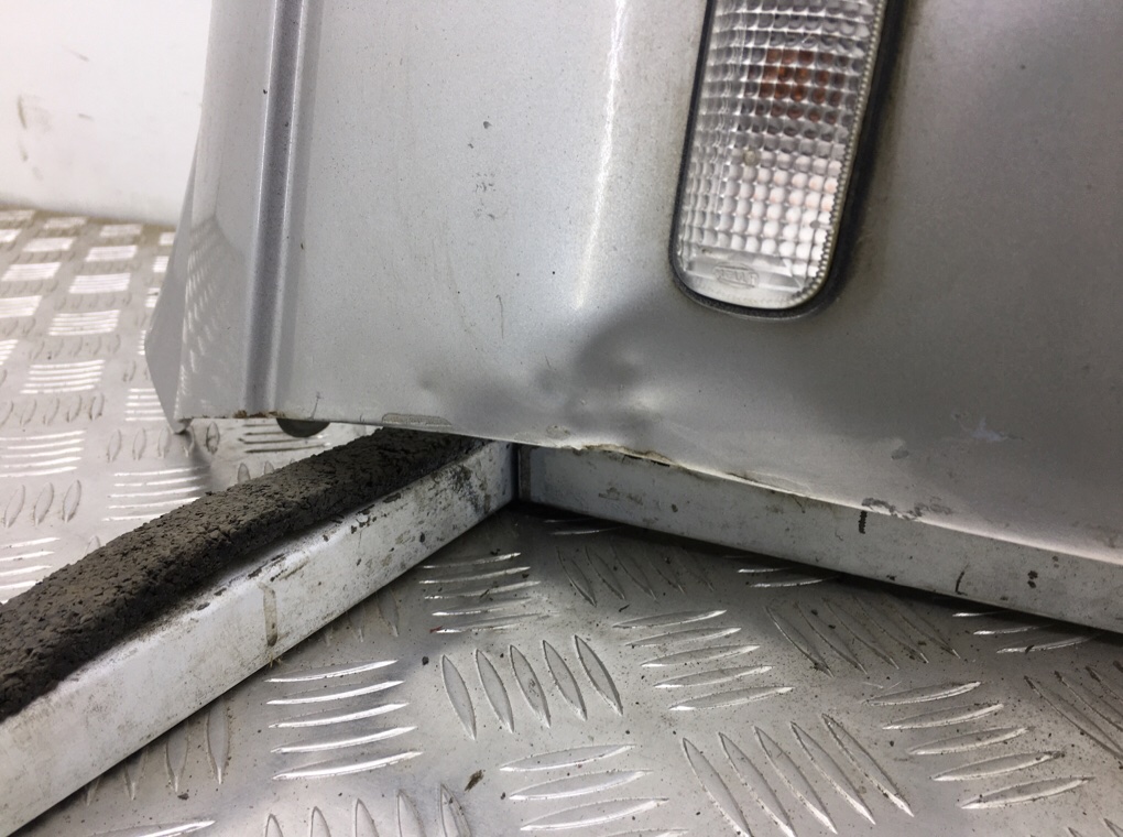 Крыло переднее правое бу для Honda Accord 6 1.8 i,  1999 г.