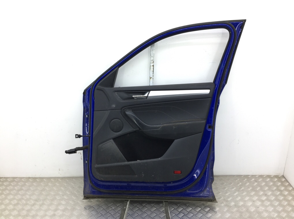Дверь передняя правая бу для Skoda Kodiaq 1 1.5 Ti, 2023 г. Дверь передняя правая бу для Skoda Kodiaq 1 1.5 Ti, 2023 г.