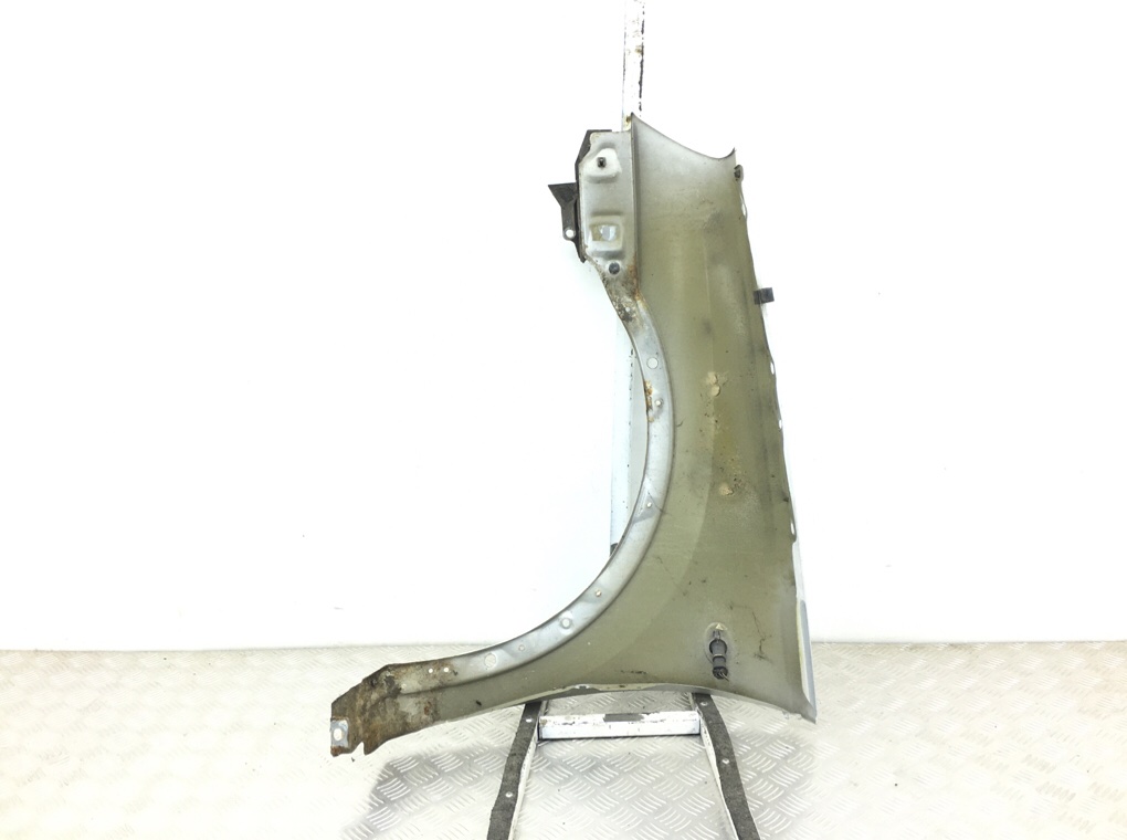 Крыло переднее правое бу для Opel Corsa C 1.2 i,  2004 г.