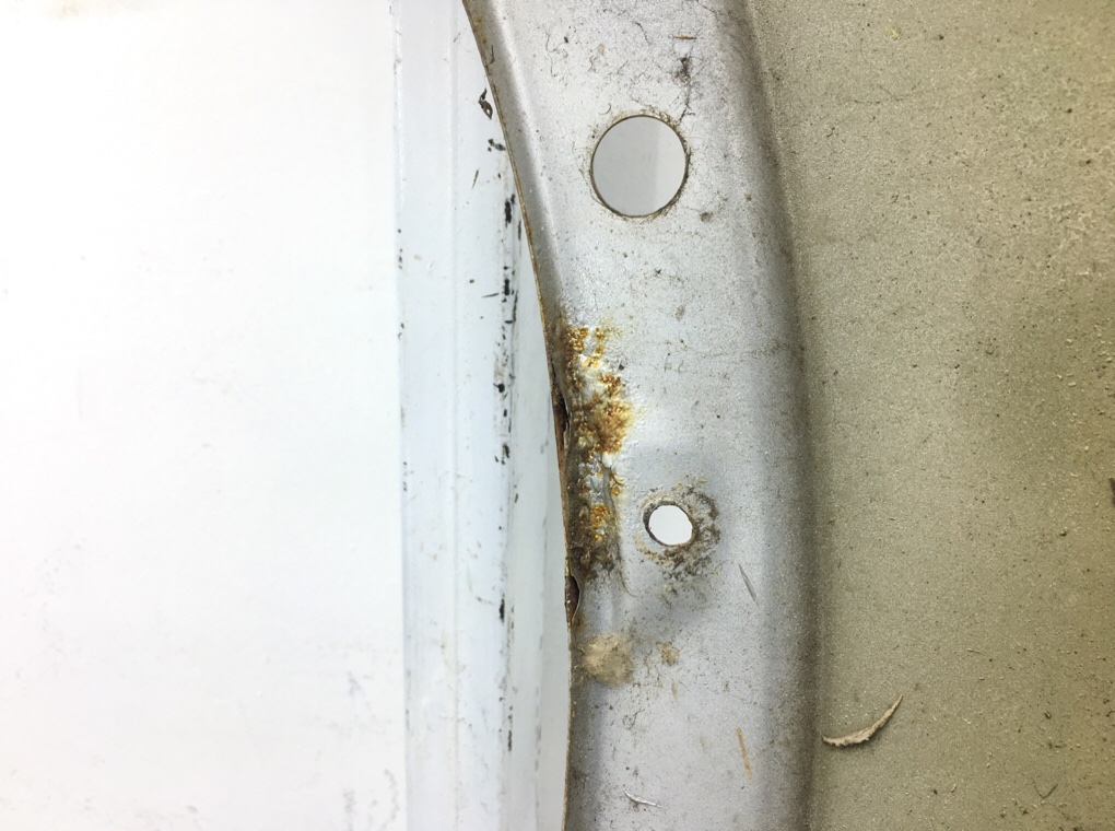 Крыло переднее правое бу для Opel Corsa C 1.2 i,  2004 г.