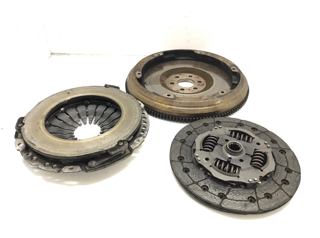 Комплект сцепления бу для Opel Astra H 1.6 i,  2007 г.