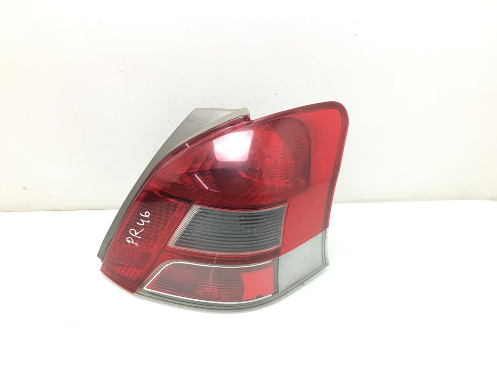Фонарь задний правый бу для Toyota Yaris XP9 1.0 i, 2011 г.