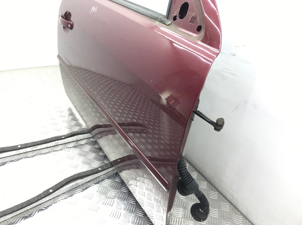 Дверь передняя правая бу для Ford Mondeo 3 2.0 i,  2000 г.