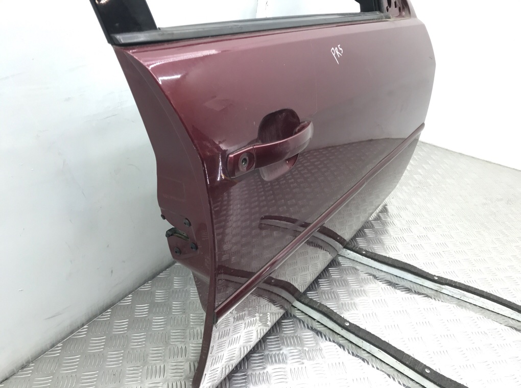 Дверь передняя правая бу для Ford Mondeo 3 2.0 i,  2000 г.