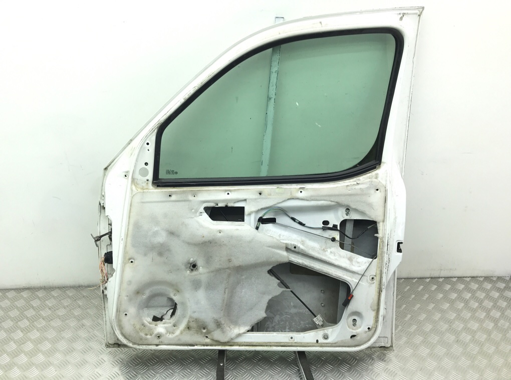 Дверь передняя правая бу для Citroen Berlingo 1 1.9 D,  2006 г.