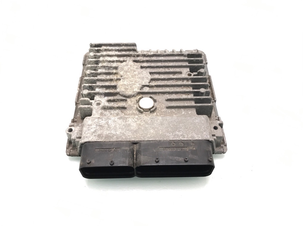 Блок управления двигателем бу для Volkswagen Golf 6 1.6 TDi, 2011 г.