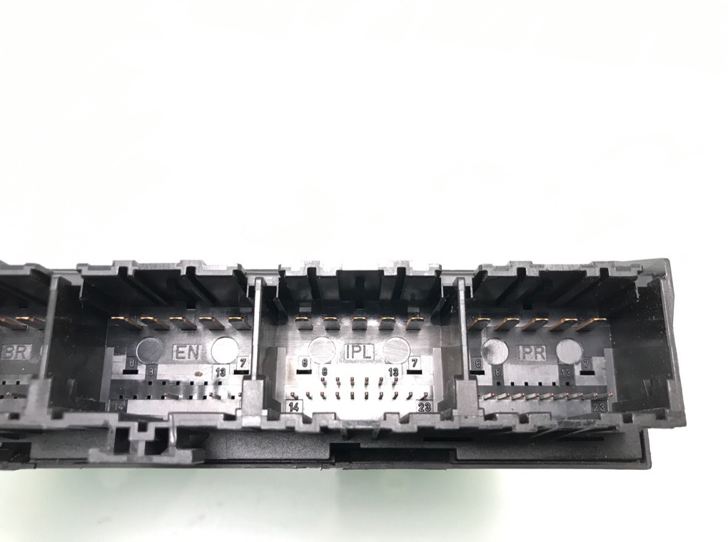 Блок комфорта бу для Ford Mondeo 3 2.0 i, 2000 г. Блок комфорта бу для Ford Mondeo 3 2.0 i, 2000 г.