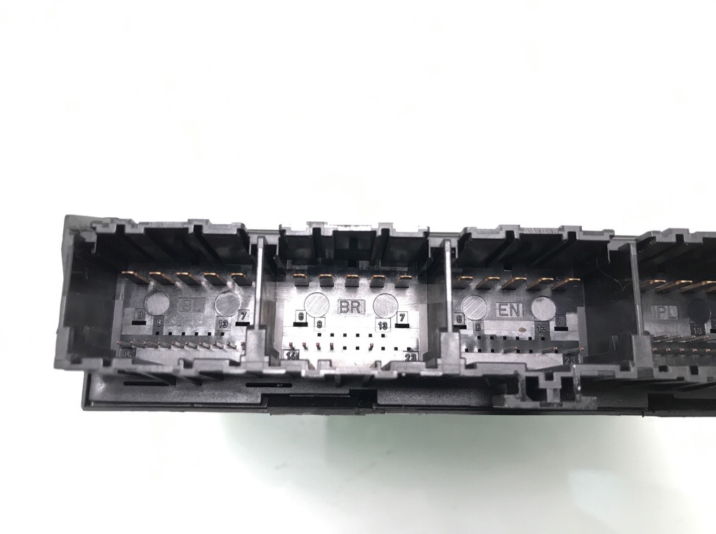 Блок комфорта бу для Ford Mondeo 3 2.0 i, 2000 г. Блок комфорта бу для Ford Mondeo 3 2.0 i, 2000 г.