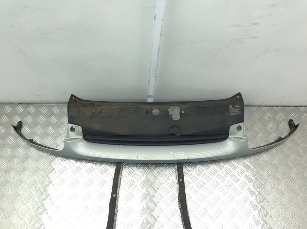 Решетка радиатора бу для Renault Clio 2 1.2 i,  1999 г.