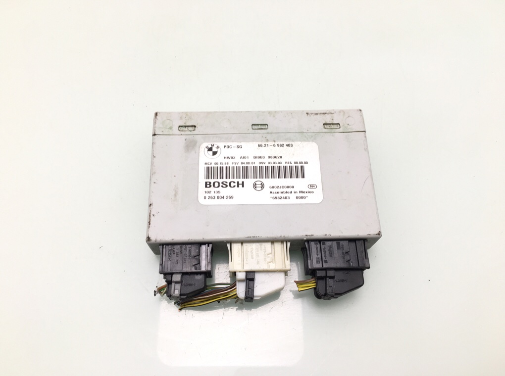 Блок управления парктрониками бу для BMW 1 E87/E81/E82/E88 1.6i,  2008 г.