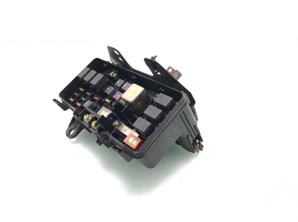 Блок предохранителей бу для Honda Accord 6 1.8 i, 1999 г. Блок предохранителей бу для Honda Accord 6 1.8 i, 1999 г.