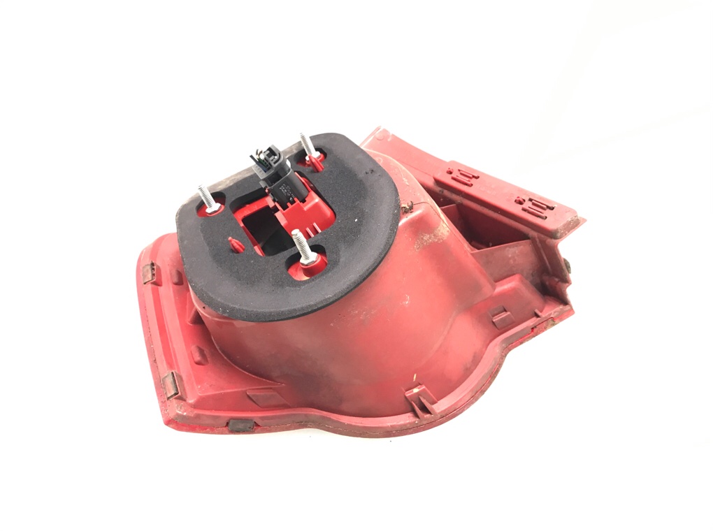 Фонарь задний правый бу для Volkswagen Passat B6 2.0 TDi, 2010 г. Фонарь задний правый бу для Volkswagen Passat B6 2.0 TDi, 2010 г.