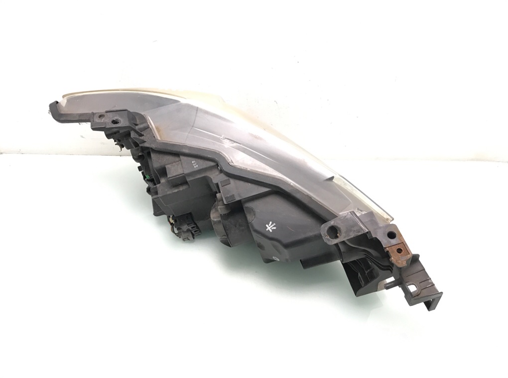 Фара левая бу для Mazda 6  3 2.2 TD,  2013 г.