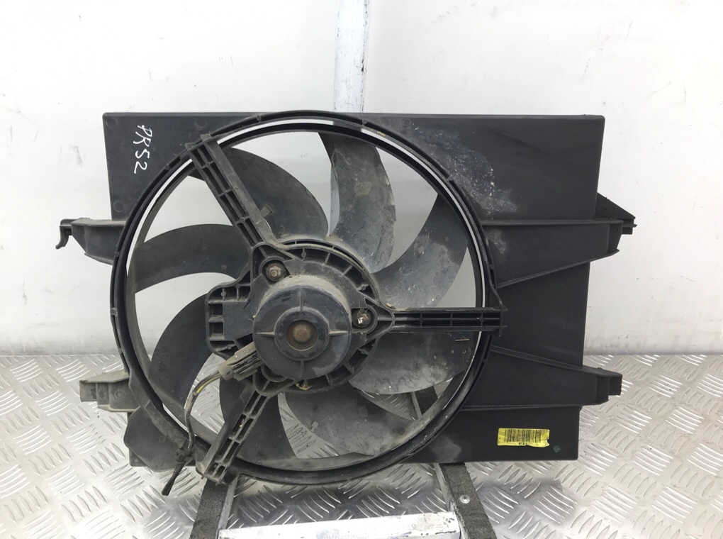 Вентилятор радиатора бу для Ford Fiesta 5 1.4 TDCi, 2005 г.