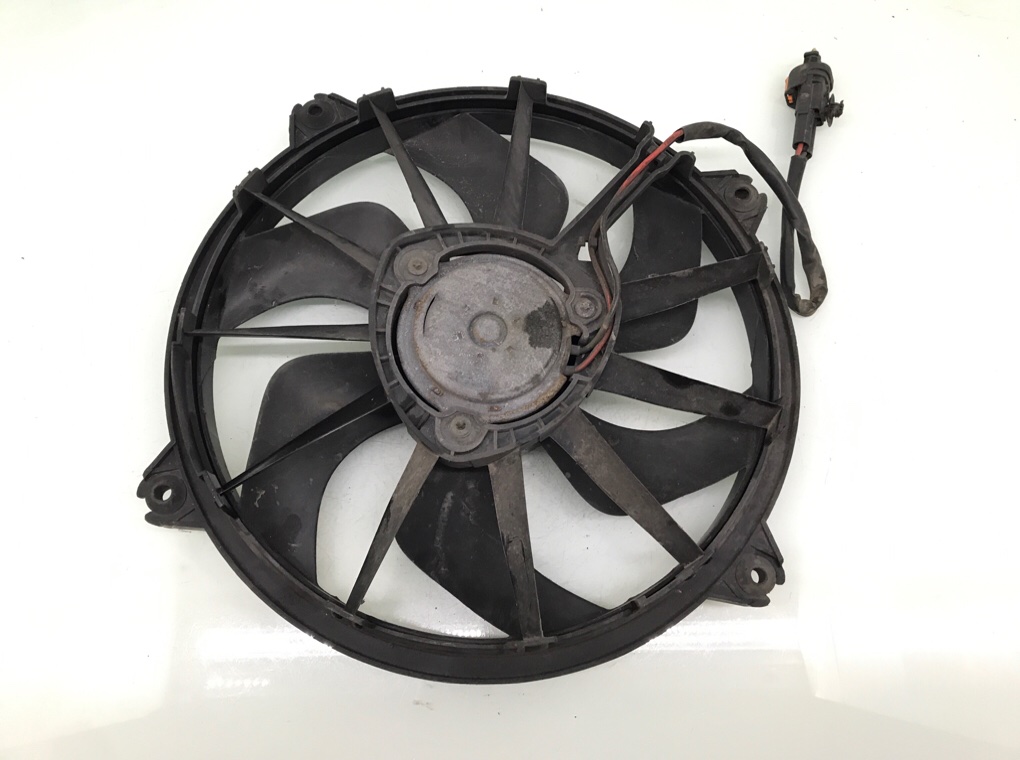 Вентилятор радиатора бу для Peugeot Expert 2 1.6 HDi,  2013 г.