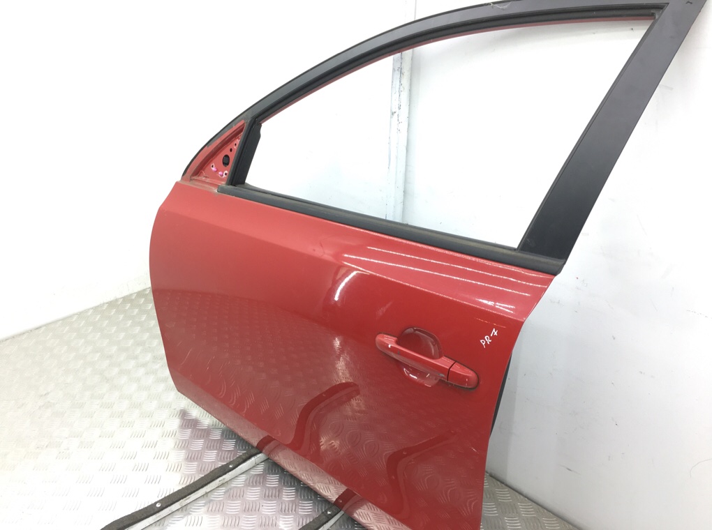 Дверь передняя левая бу для Hyundai i30 1 1.6 CRDi,  2010 г.