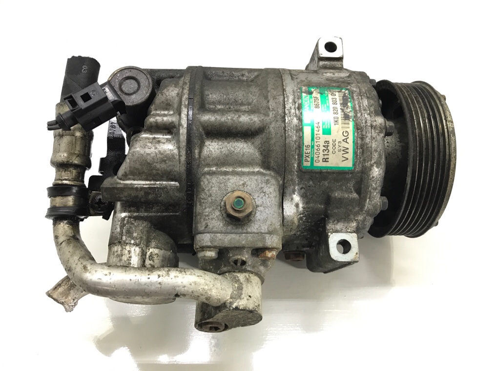 Компрессор кондиционера бу для Volkswagen Golf 5 1.9 TDi, 2004 г. Компрессор кондиционера бу для Volkswagen Golf 5 1.9 TDi, 2004 г.