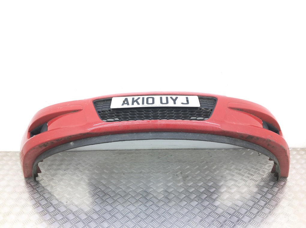 Бампер передний бу для Hyundai i30 1 1.6 CRDi, 2010 г. Бампер передний бу для Hyundai i30 1 1.6 CRDi, 2010 г.