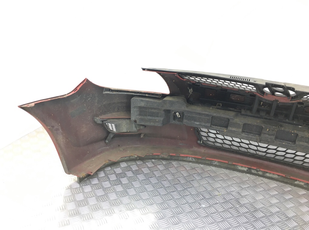 Бампер передний бу для Hyundai i30 1 1.6 CRDi, 2010 г. Бампер передний бу для Hyundai i30 1 1.6 CRDi, 2010 г.