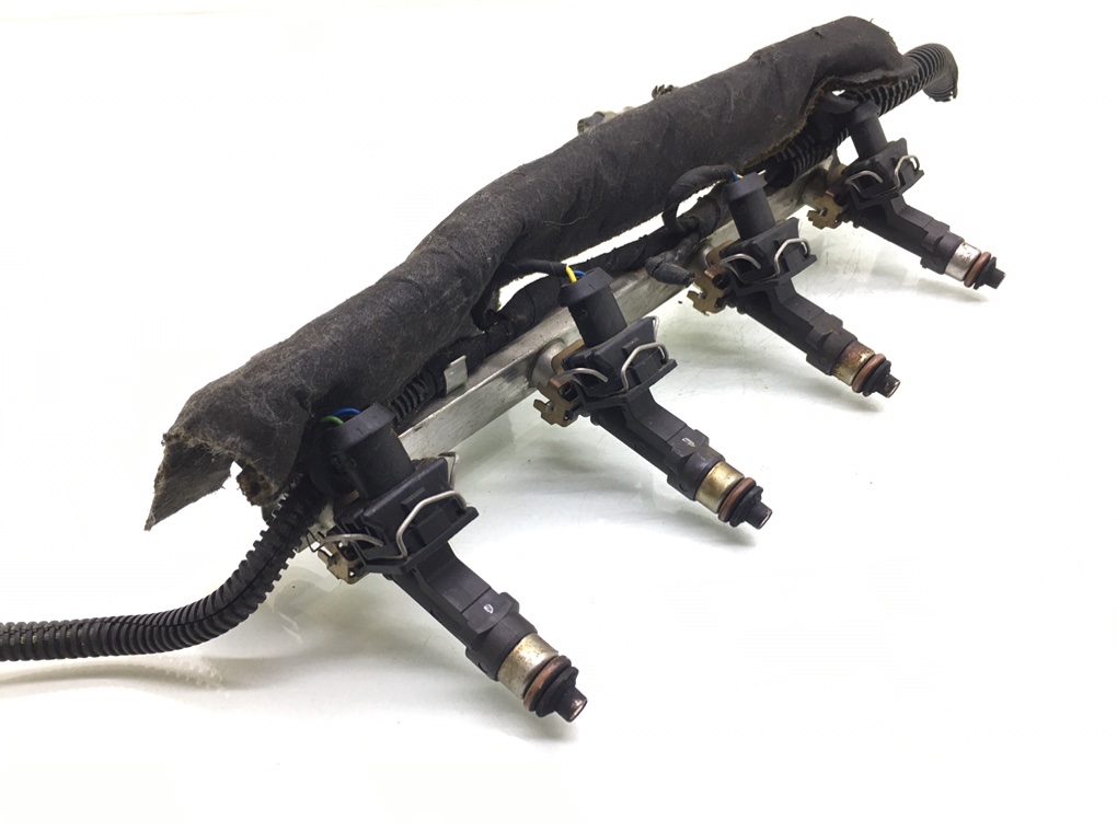 Топливная рампа бу для Opel Meriva A 1.4 i,  2005 г.