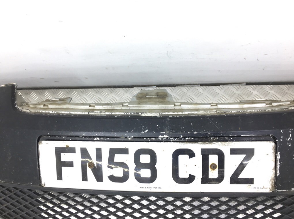 Бампер передний бу для Ford Fiesta 5 1.4 TDCi,  2008 г.