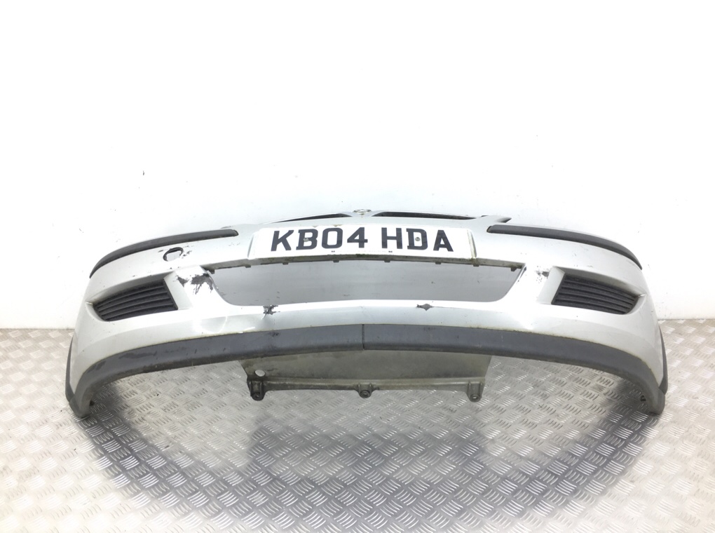 Бампер передний бу для Opel Corsa C 1.2 i, 2004 г. Бампер передний бу для Opel Corsa C 1.2 i, 2004 г.