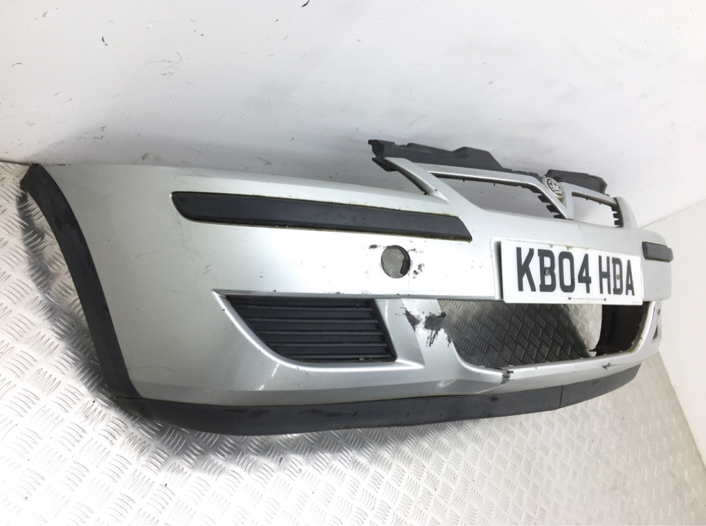 Бампер передний бу для Opel Corsa C 1.2 i, 2004 г. Бампер передний бу для Opel Corsa C 1.2 i, 2004 г.