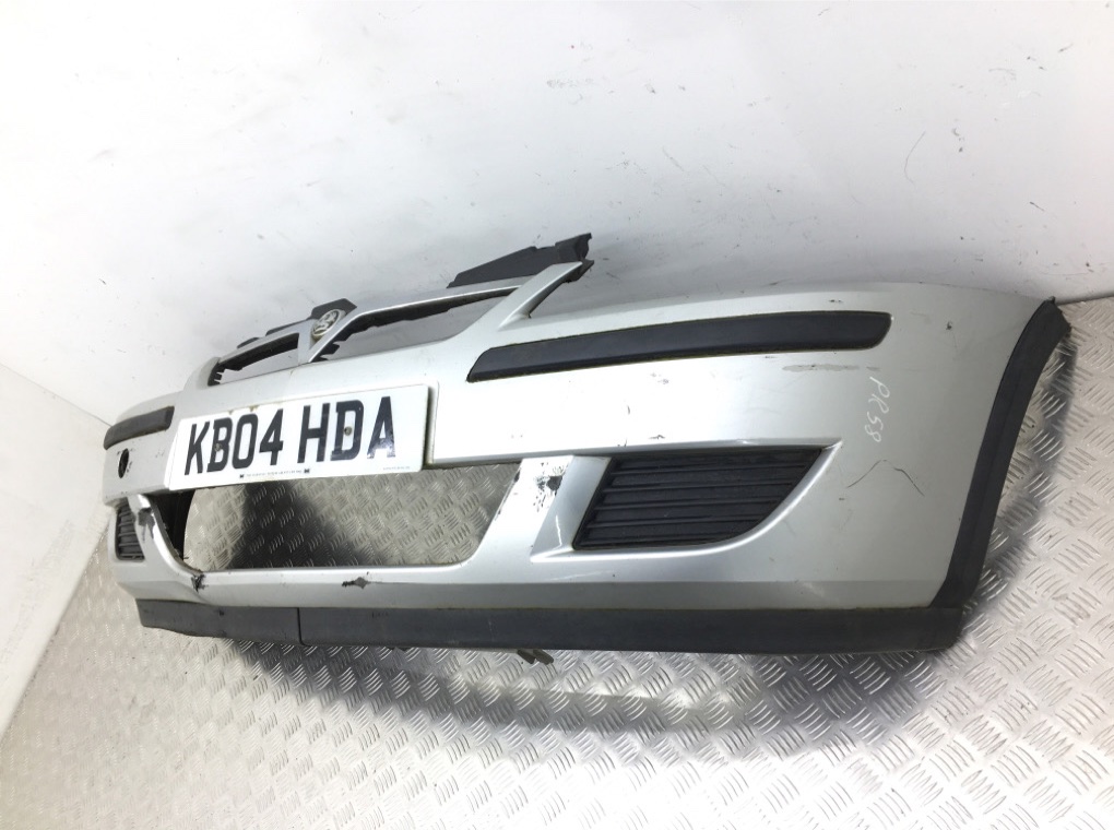 Бампер передний бу для Opel Corsa C 1.2 i, 2004 г. Бампер передний бу для Opel Corsa C 1.2 i, 2004 г.